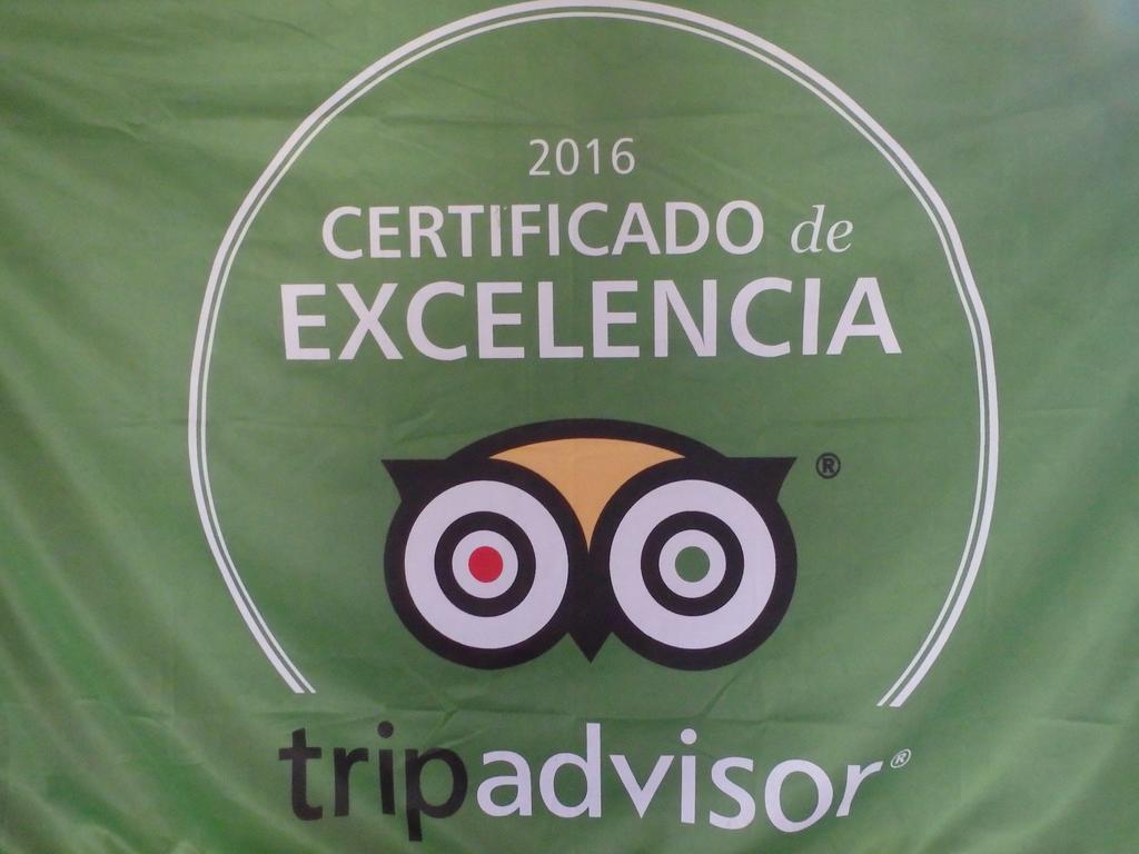 Biohostal Mindo Cloud Forest מראה חיצוני תמונה